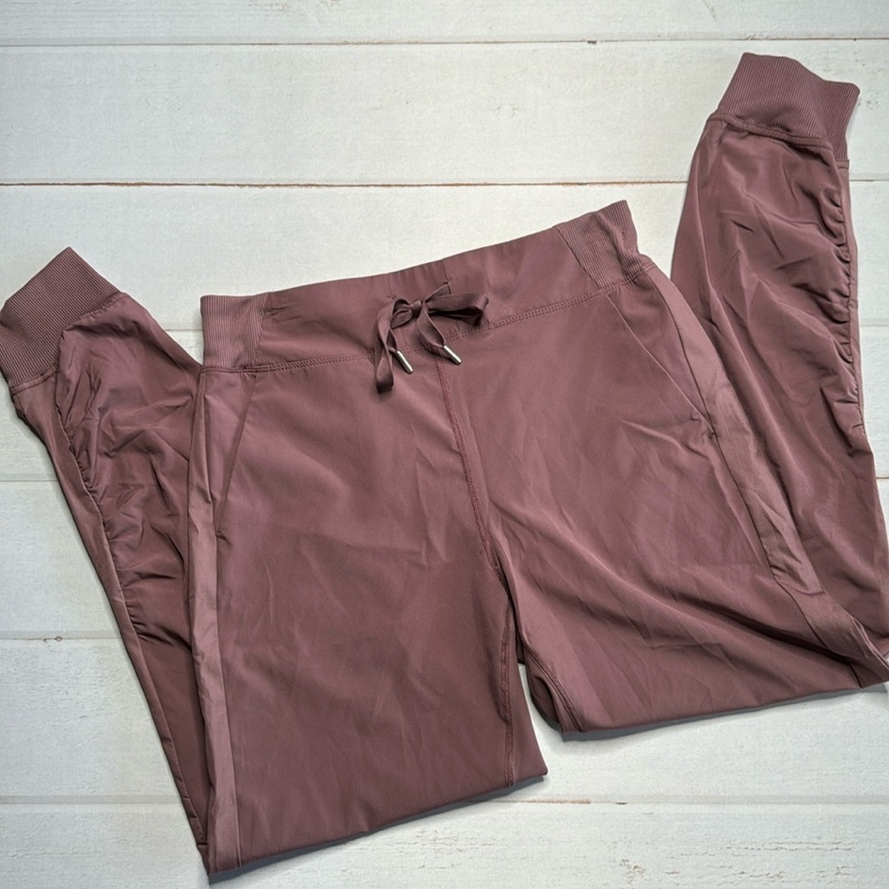 NWOT - Calvin Klein Performance Side-Ruched Shine-Blocked Jogger Pants - Size S - Picture 2 of 5